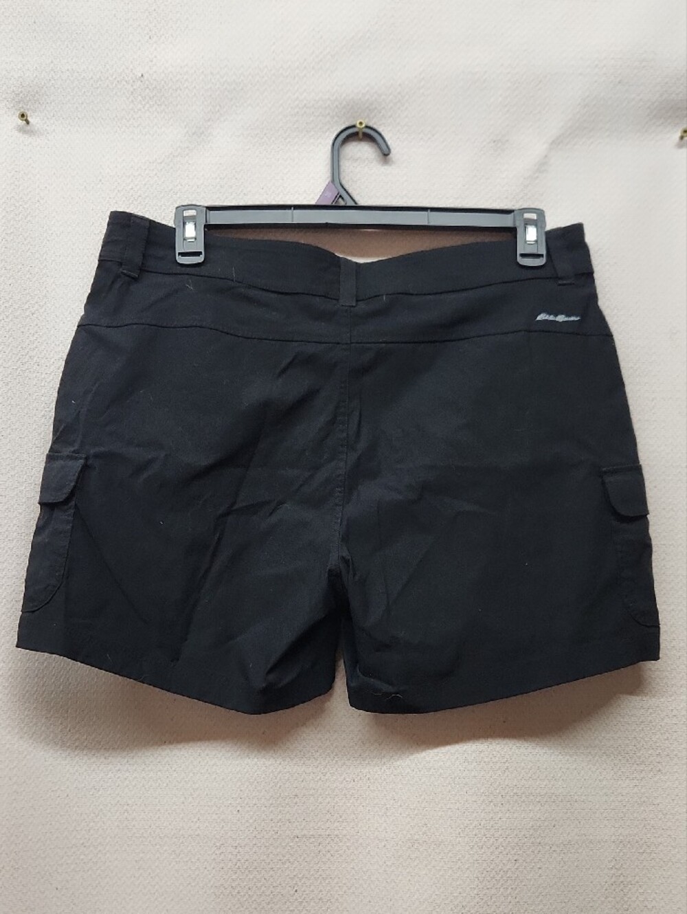 Eddie Bauer Black Women's Shorts - Picture 2 of 3